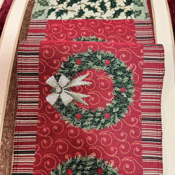 PRELOVED TWO CHRISTMAS HOLIDAY SEASON NEEDLEPOINT TABLE RUNNERS WITH FULLY LINED - Picture 9 of 17